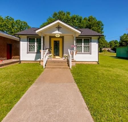 Historic Town Square Bungalow In Heart Of Brighton Atoka Εξωτερικό φωτογραφία